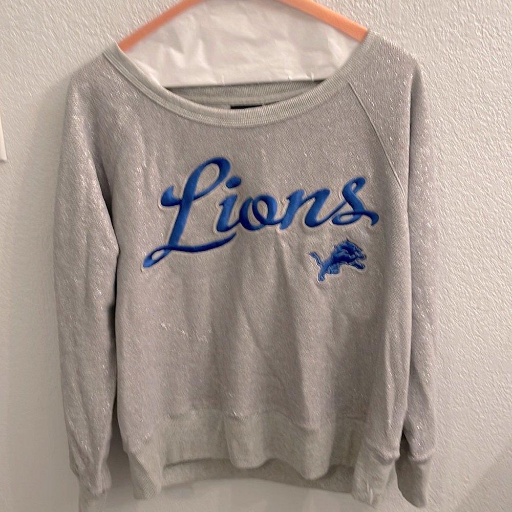 Women’s Detroit Lions shirt